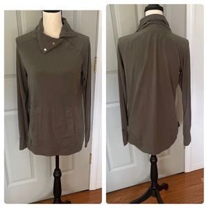 Coolibar Sea Breeze Funnel Neck Top Size Medium 10-12 UPF 50+ Zno Fabric Green
